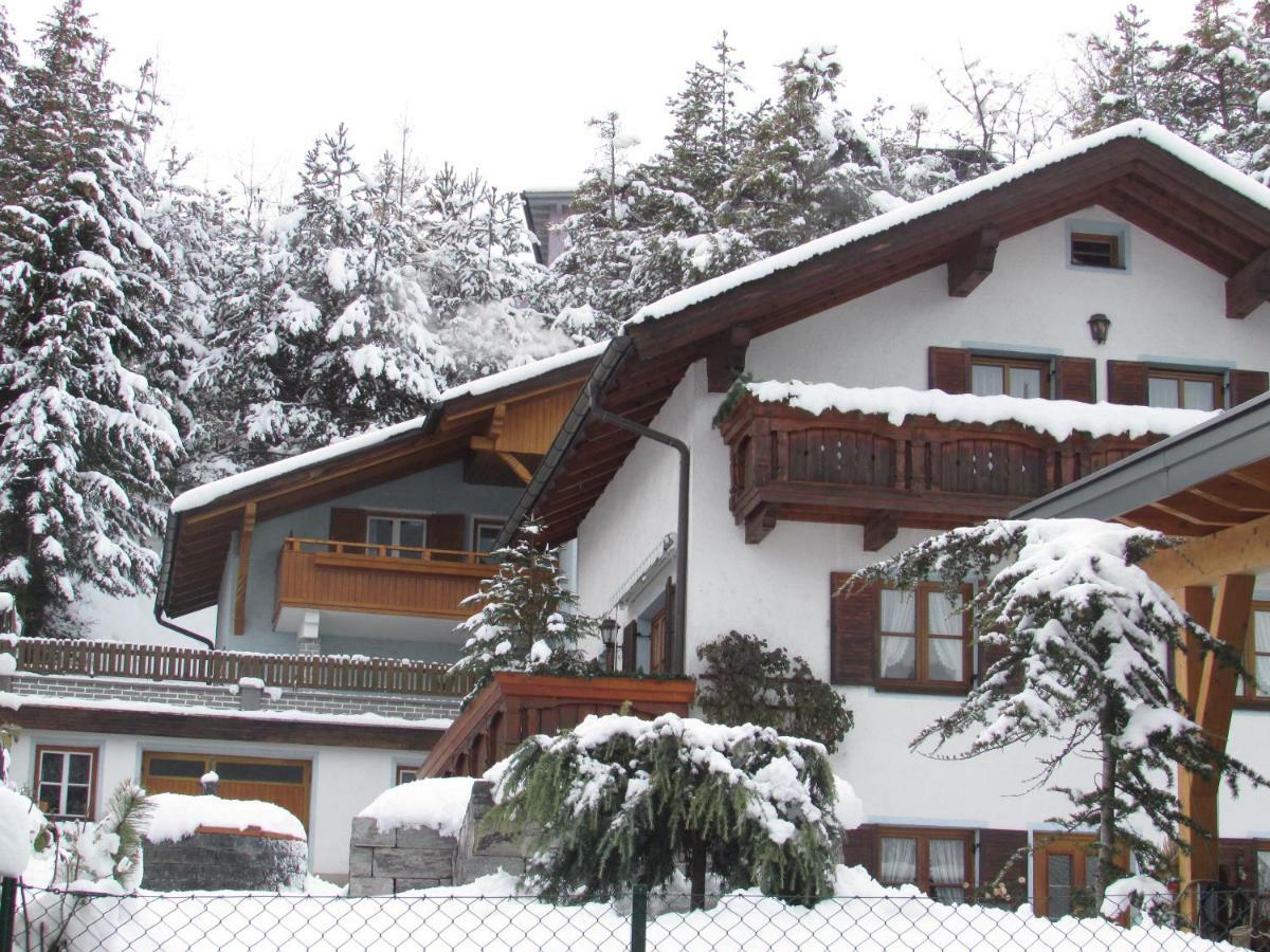 Ferienhaus Tschenett Імст Екстер'єр фото